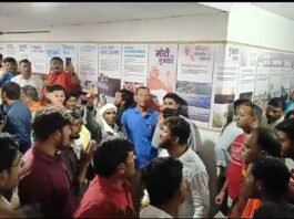 चौरई से लखन वर्मा को टिकिट देने पर मचा बवाल