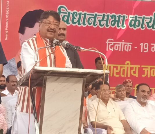 दीपक सक्सेना मेरा दोस्तहै