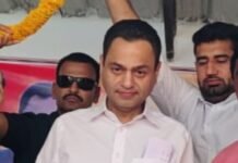 कला धन आया ना ही पंद्रह लाख रुपये खाते में आये।