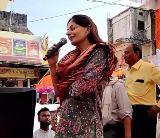 सत्य परेशान हो सकता है पराजित नहीं : प्रिया नाथ